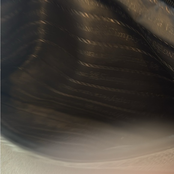 Simply Vera Vera Wang Silver Metallic Clutch with Black Trim - Picture 3 of 3